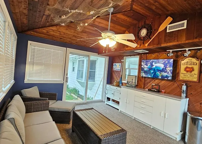 Cozy Bayside Beachhouse