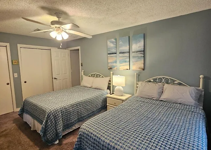 Cozy Bayside Beachhouse Holiday home